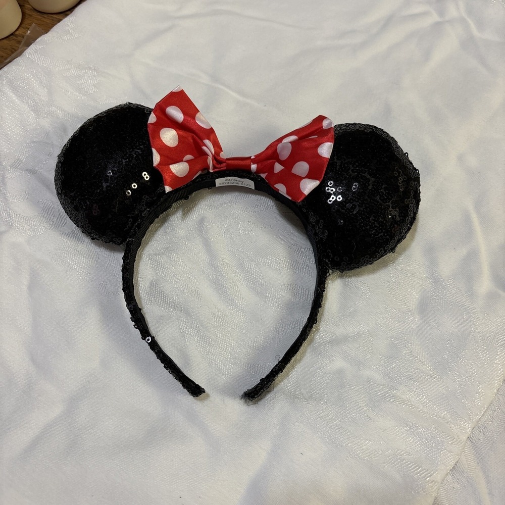 NWOT Disney Minnie Mouse‎ Sequins Ears Headband Red & White Bow Child Size OSFM